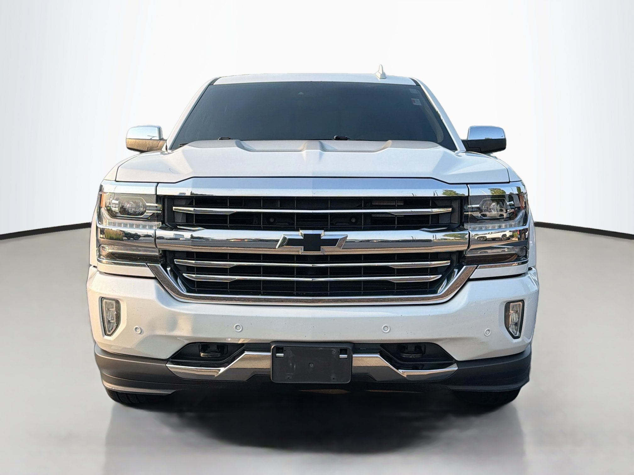 Used 2018 Chevrolet Silverado 1500 High Country AWD/4WD image 5