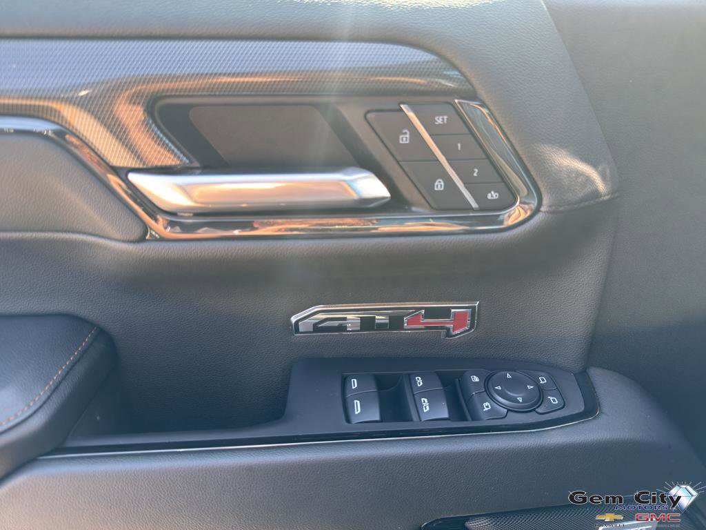 Used 2024 GMC Sierra 1500 AT4 w/ Technology Package image 27