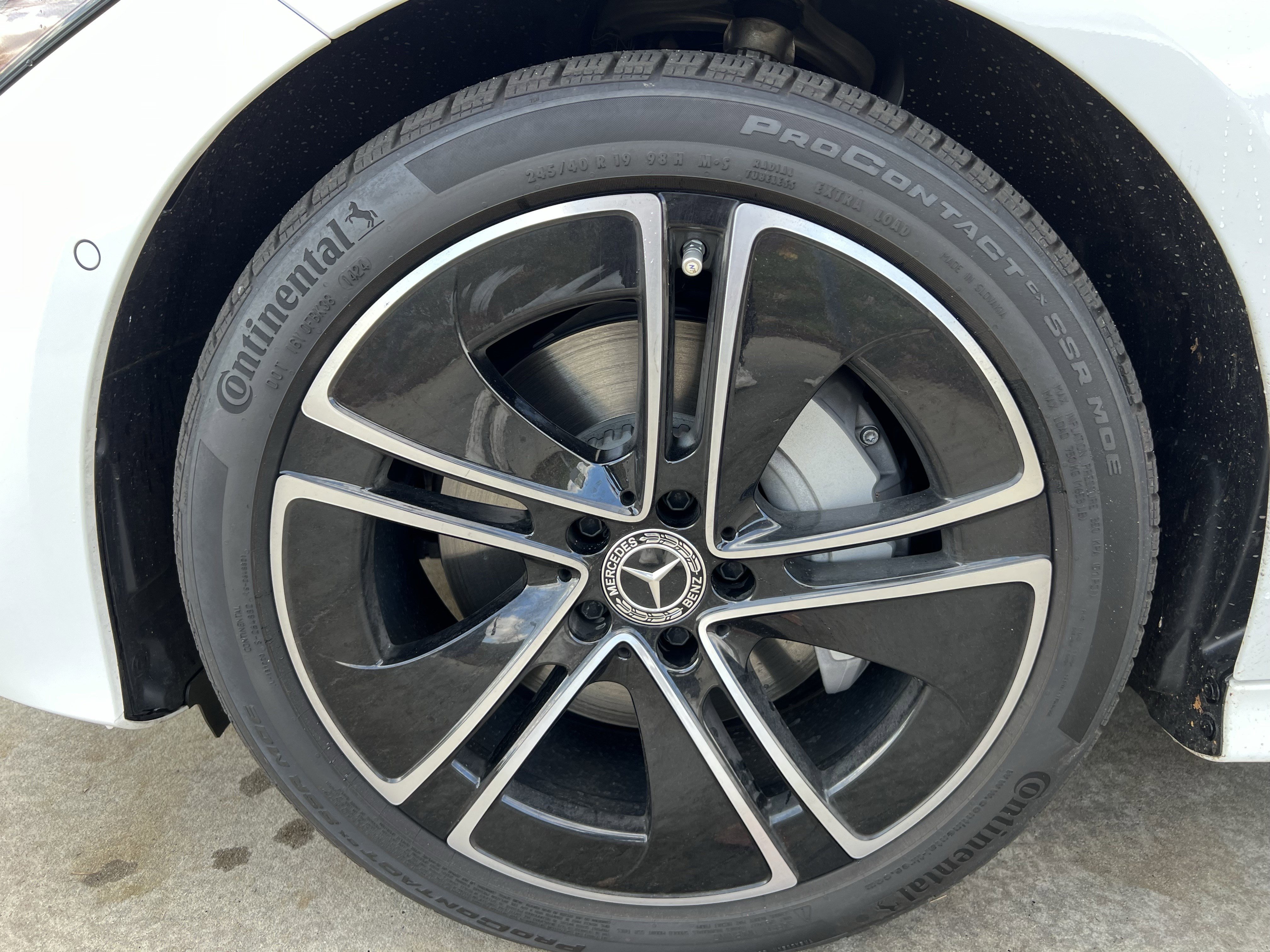 Certified 2024 Mercedes-Benz CLE 300 4MATIC Cabriolet image 13