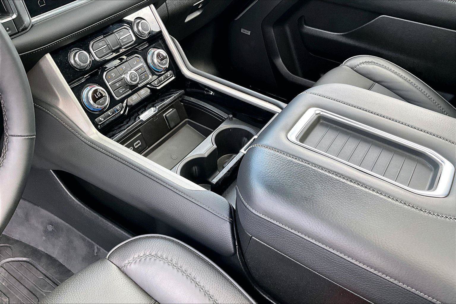 Used 2023 GMC Yukon XL Denali w/ LPO, Floor Liner Package AWD/4WD image 16