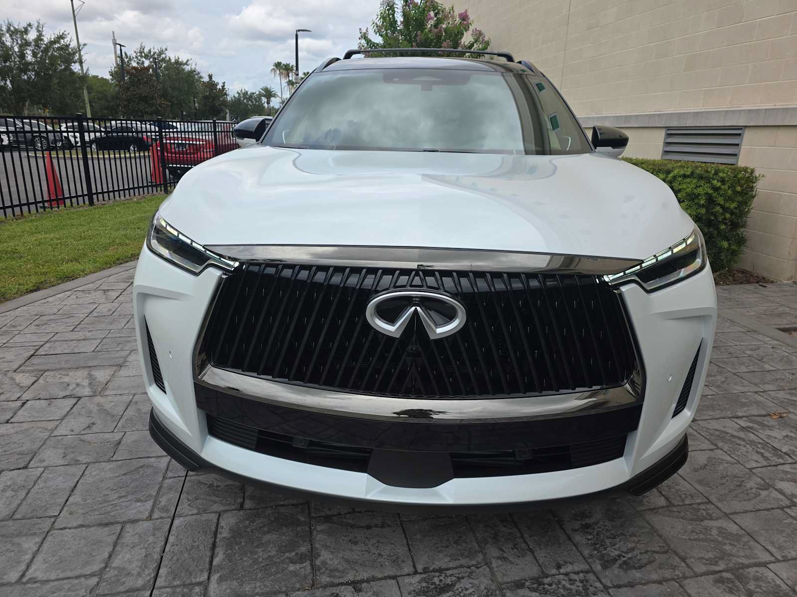 New 2027 INFINITI QX60 Autograph w/ Autograph Tech Package AWD/4WD image 2
