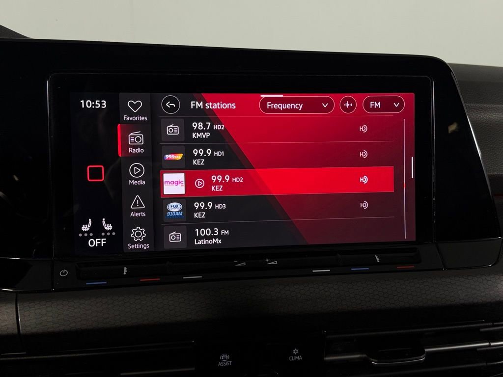 Used 2022 Volkswagen GTI SE image 12
