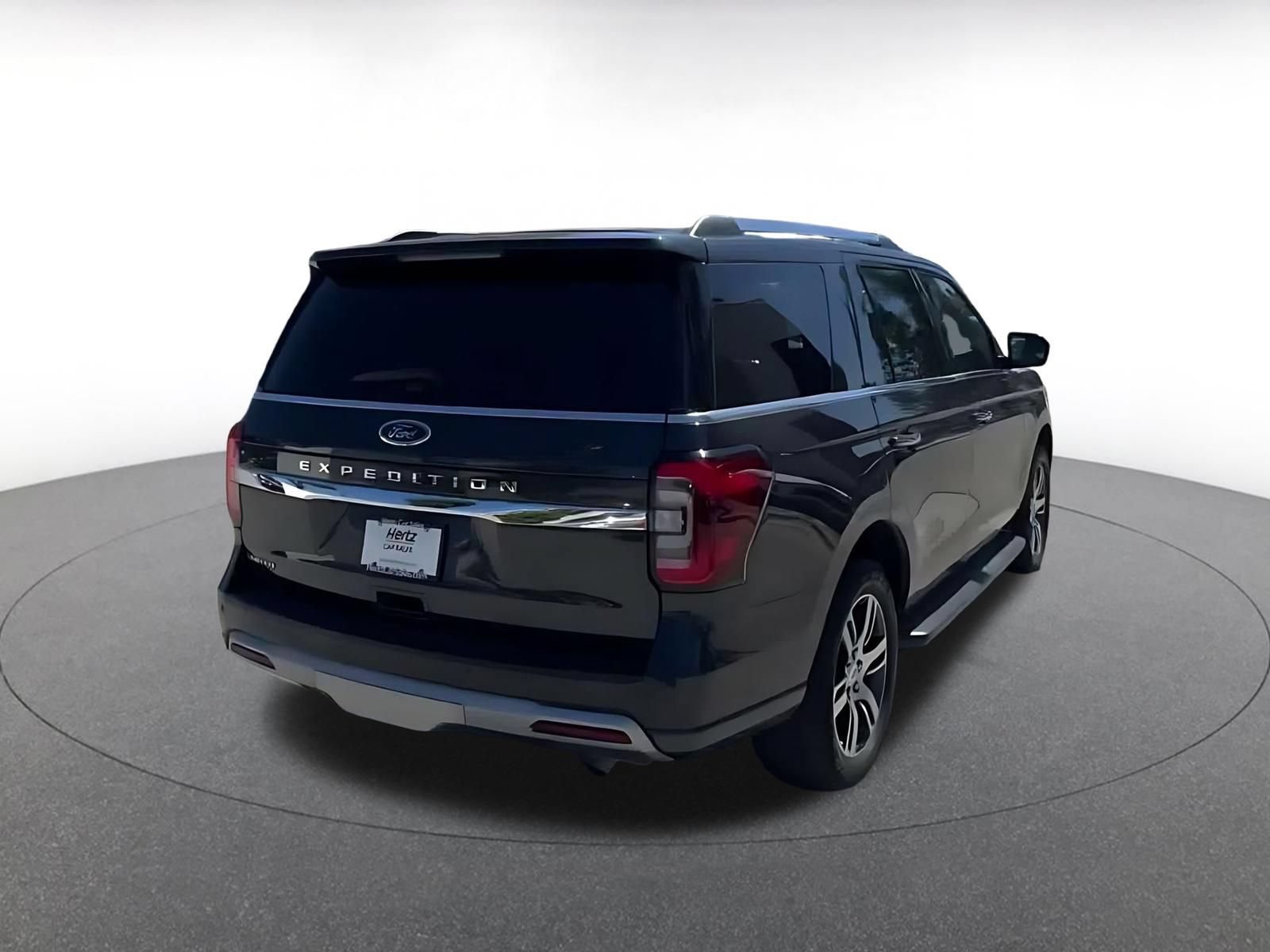 Used 2024 Ford Expedition Limited AWD/4WD image 14
