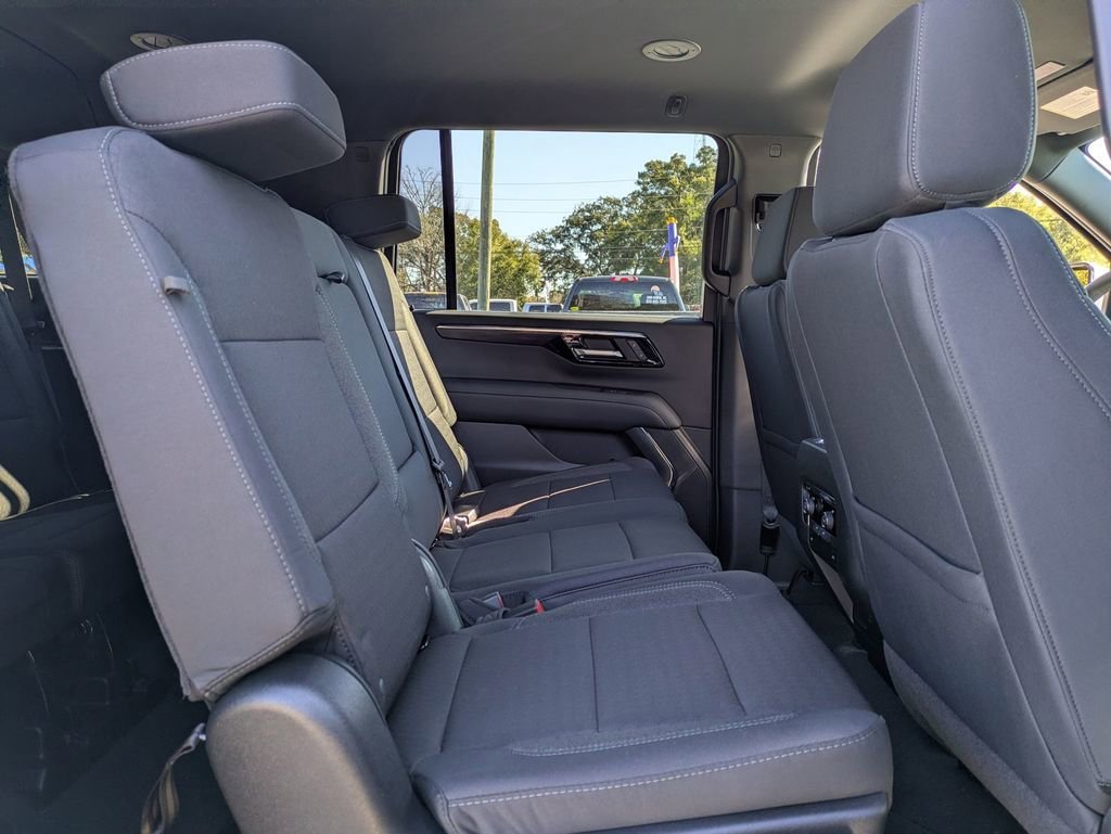 New 2026 Chevrolet Suburban LS image 31