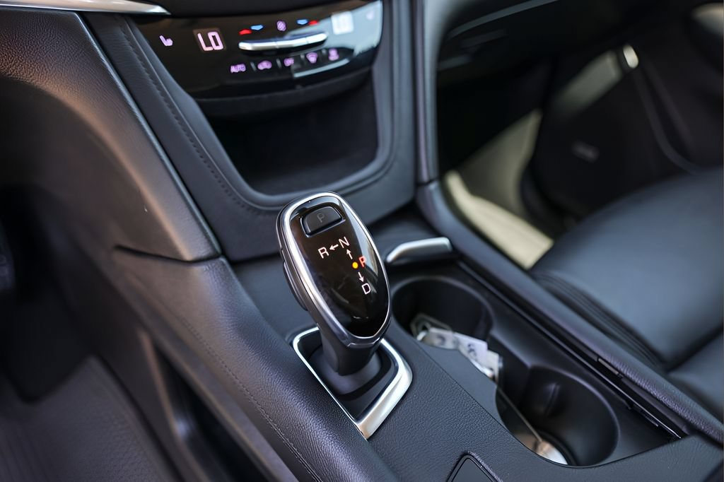 Used 2019 Cadillac XT5 Luxury FWD image 16