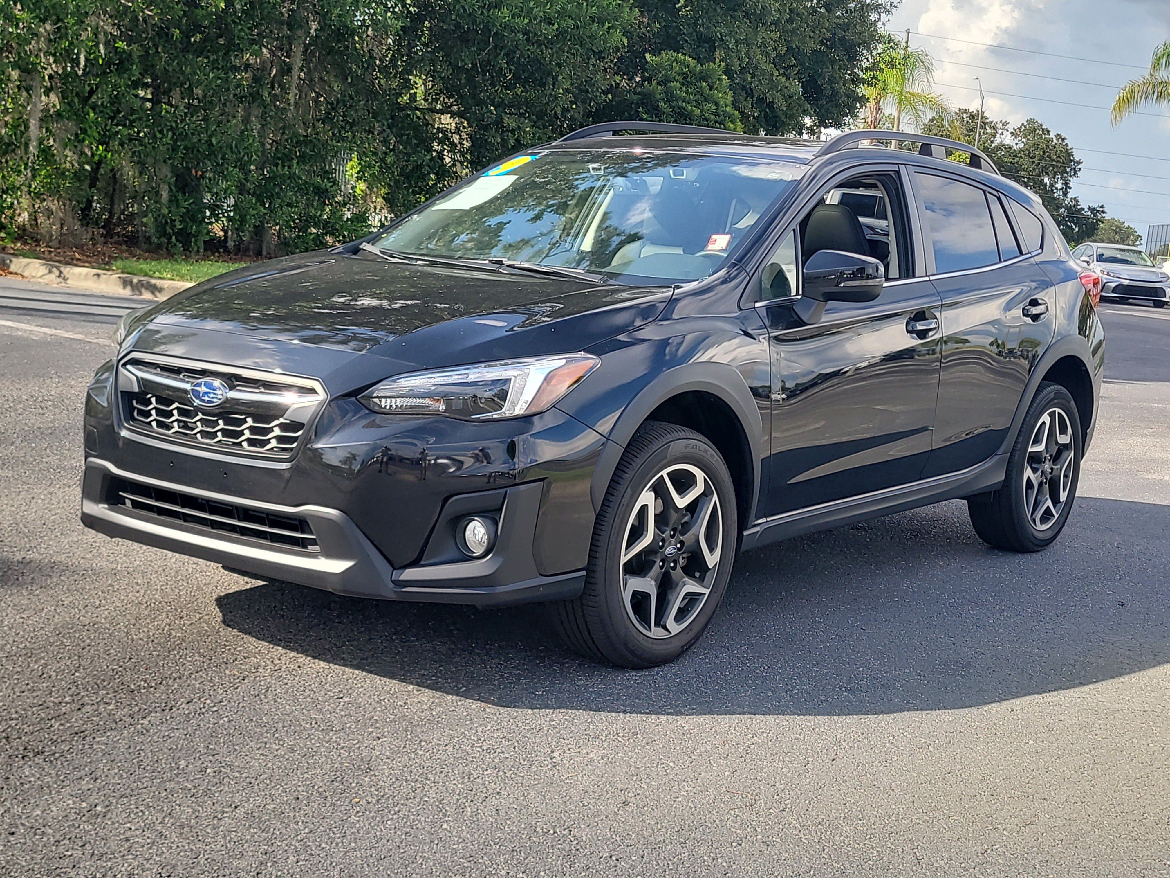 Used 2019 Subaru Crosstrek 2.0i Limited w/ Moonroof Package w/Navigation AWD/4WD image 3