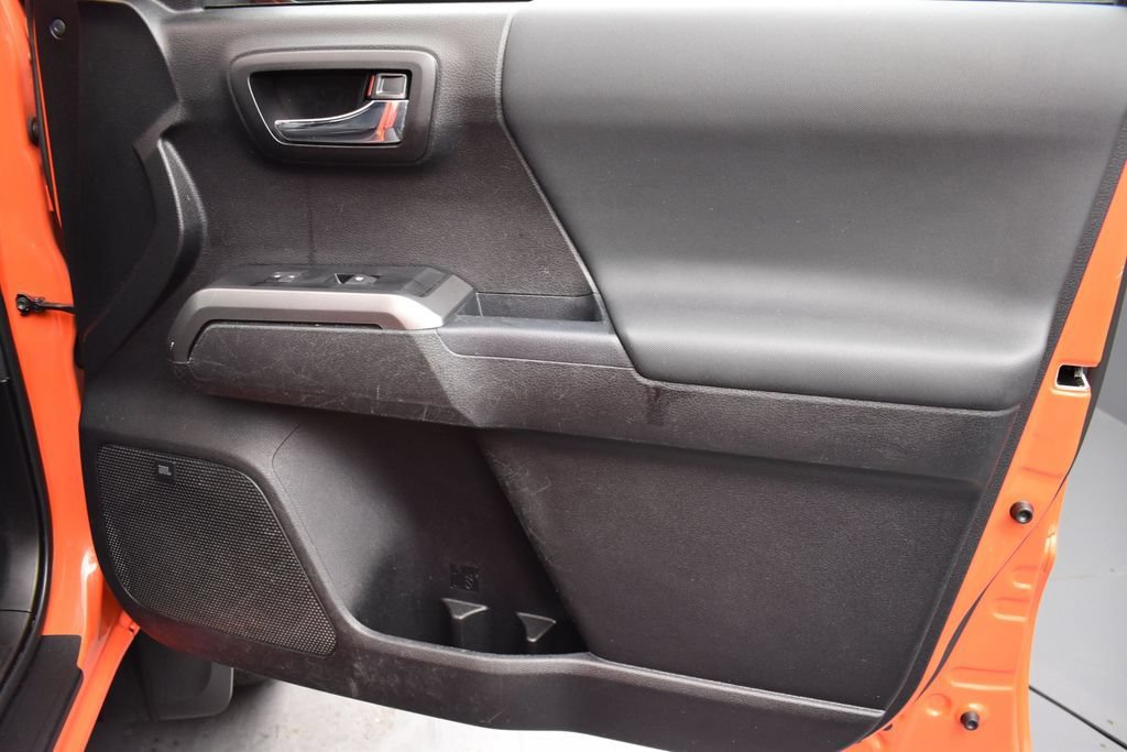 Used 2023 Toyota Tacoma TRD Pro AWD/4WD image 15
