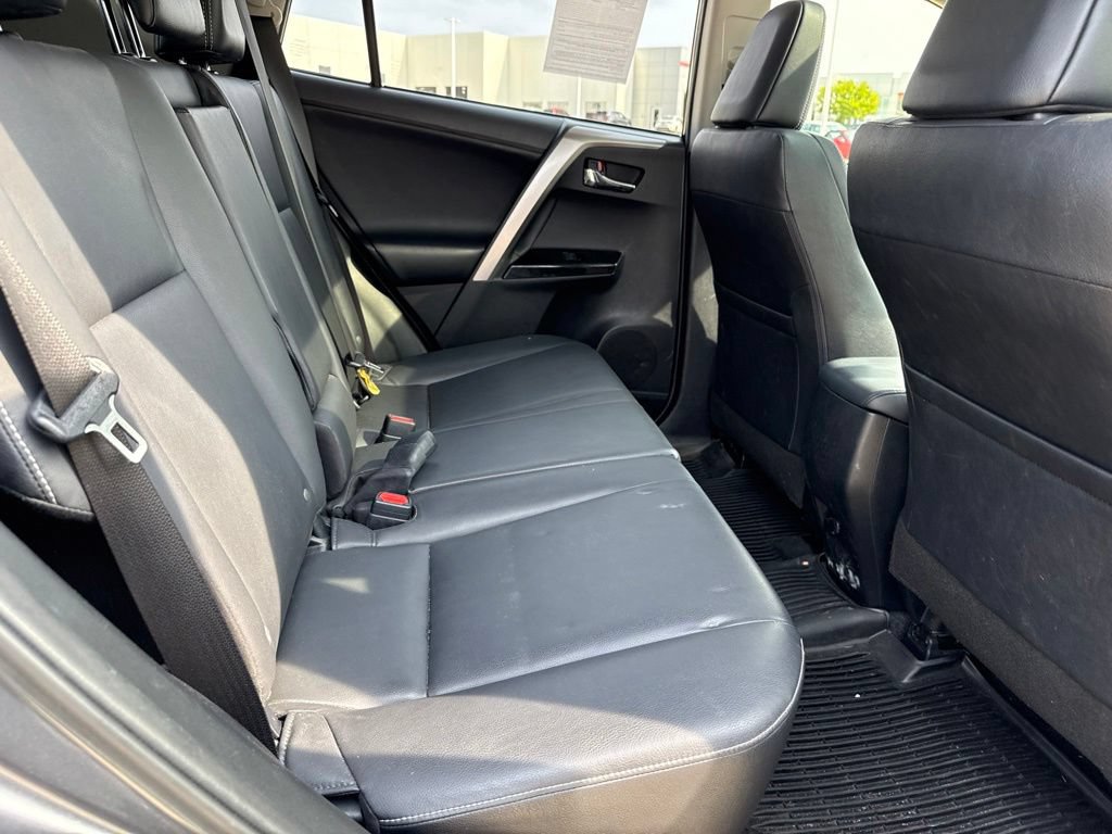 Used 2018 Toyota RAV4 Limited w/ Advanced Technology Package AWD/4WD image 15