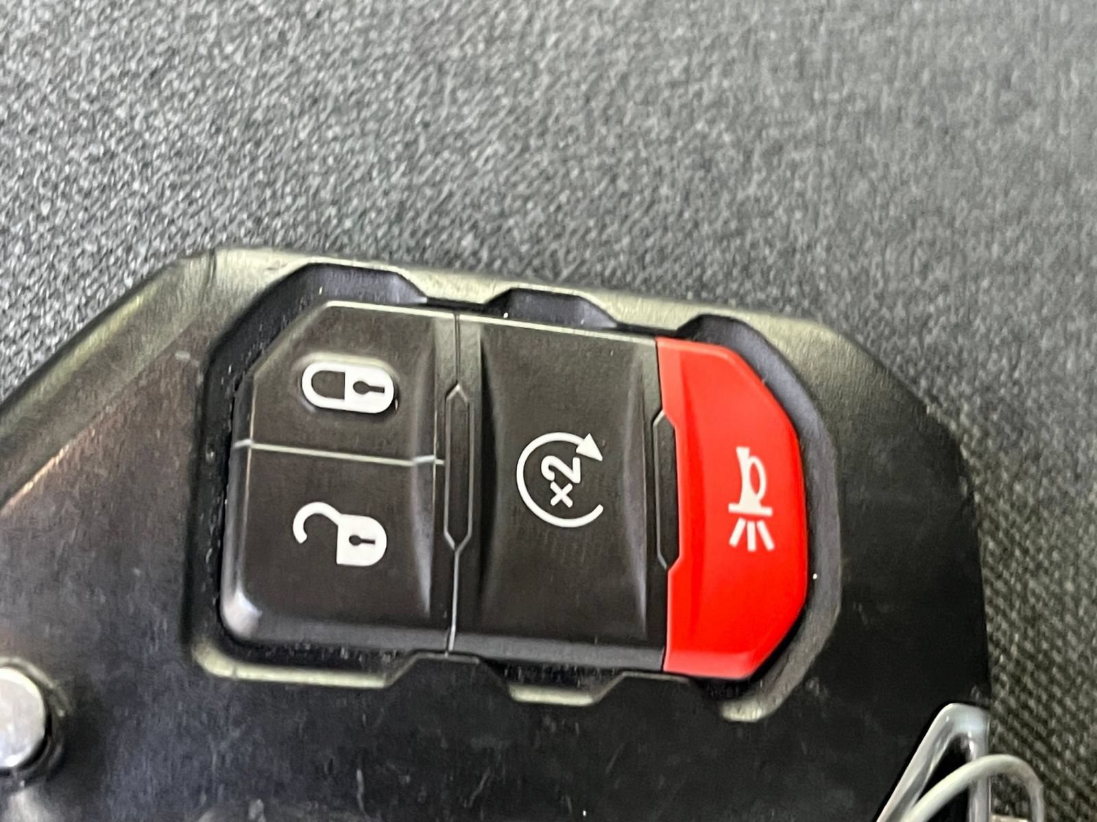 Used 2025 Jeep Wrangler Unlimited Sahara AWD/4WD image 24