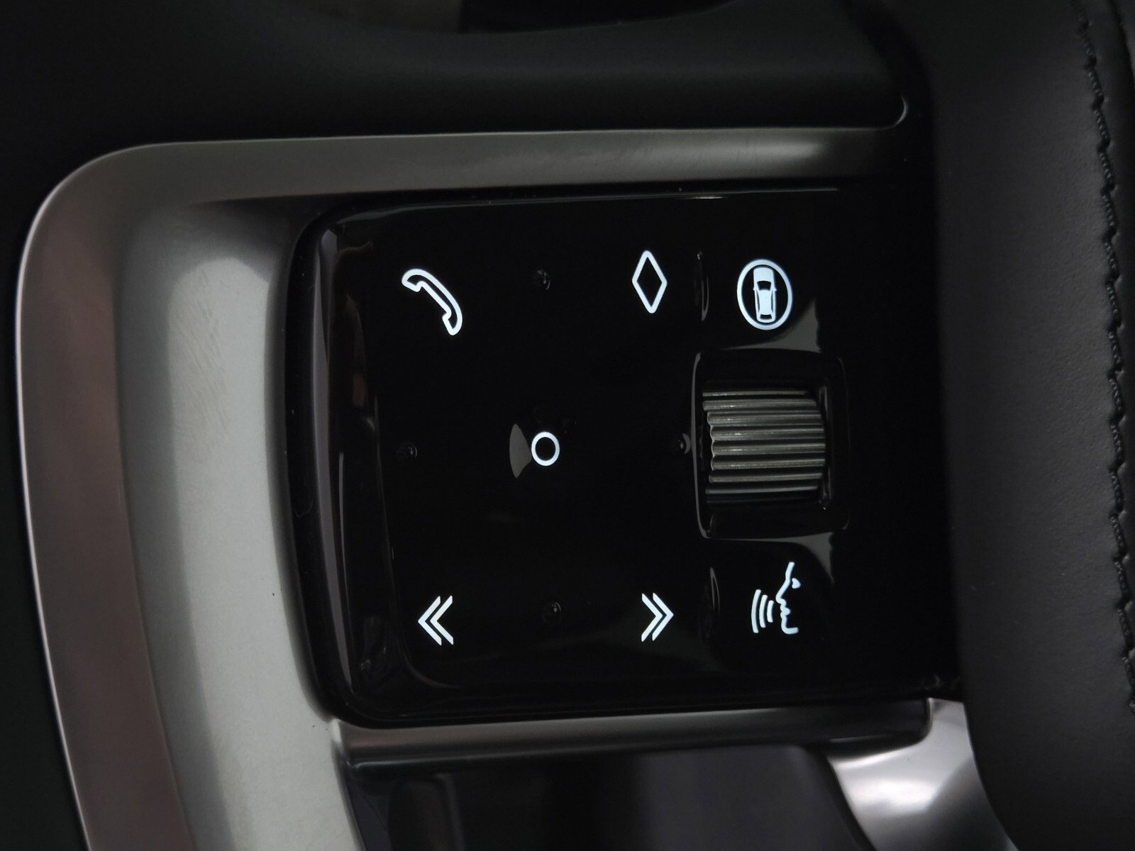 New 2025 Land Rover Range Rover Autobiography image 24