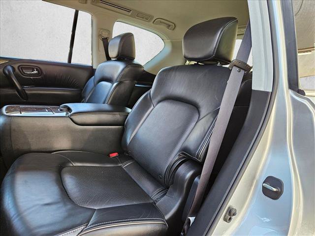 Used 2017 INFINITI QX80 2WD w/ Driver Assistance Package image 15