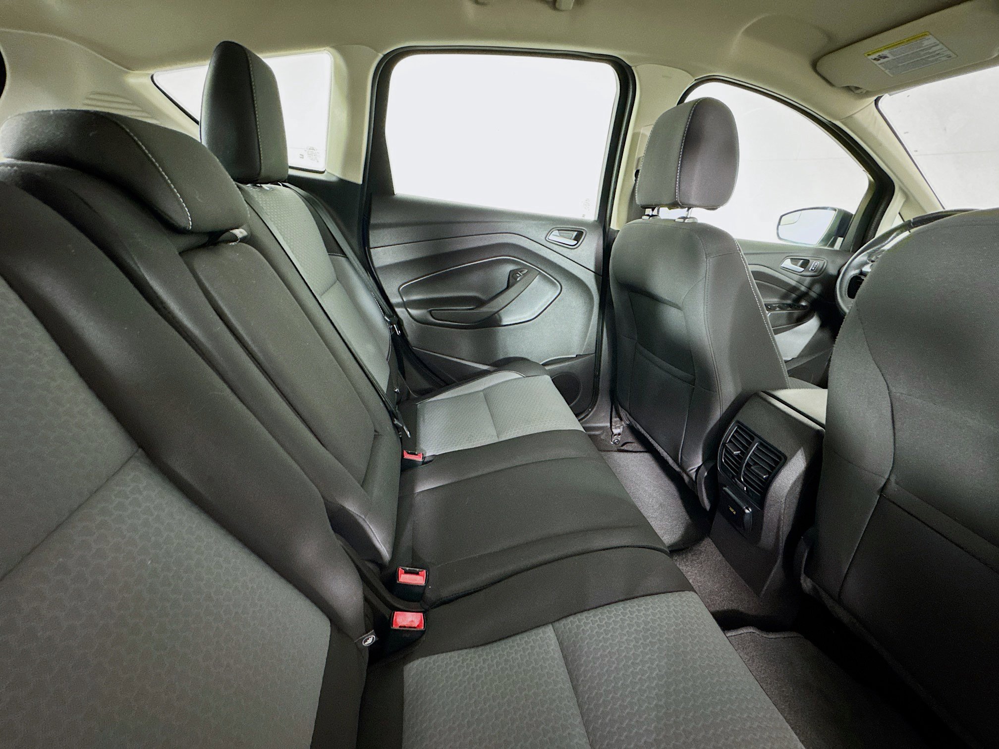 Used 2017 Ford C-MAX SE FWD image 25