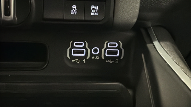 Used 2021 RAM 1500 Big Horn AWD/4WD image 33
