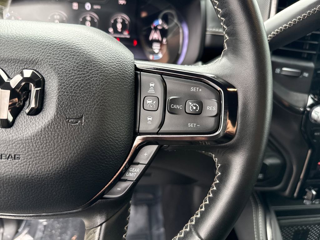 Used 2025 RAM 3500 Limited image 17