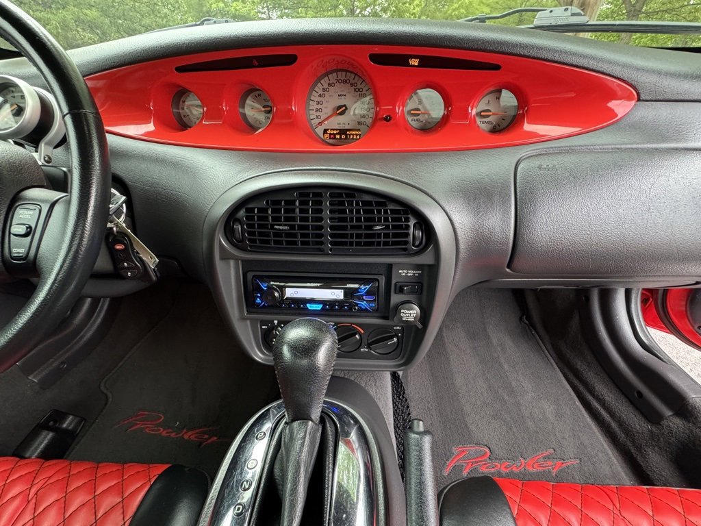 Used 2000 Plymouth Prowler image 30