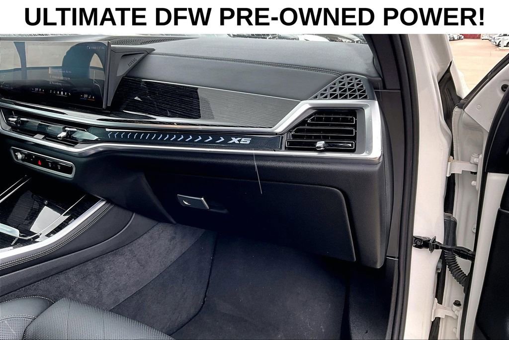 Used 2025 BMW X5 xDrive50e w/ M Sport Package AWD/4WD image 18
