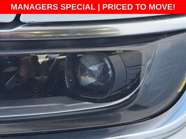 Used 2024 Jeep Wagoneer L Series II w/ Flexible Seating Group image 32