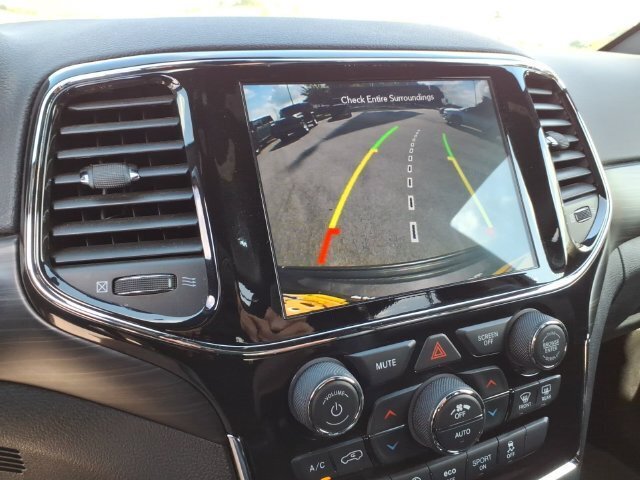 Used 2021 Jeep Grand Cherokee Laredo X AWD/4WD image 29