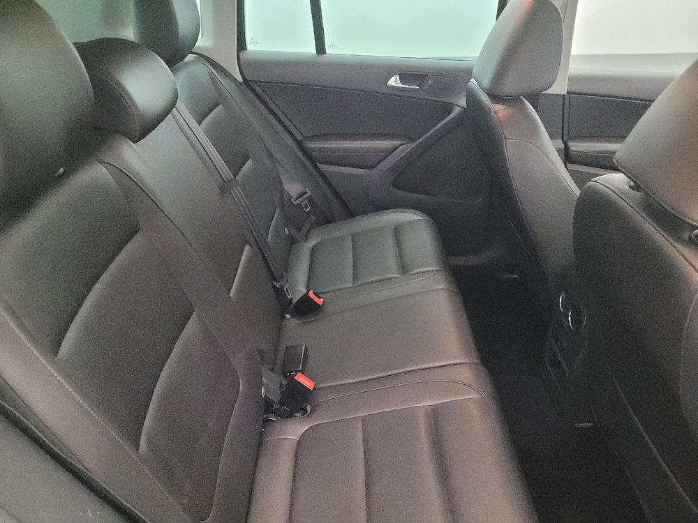 Used 2018 Nissan Pathfinder SL w/ Midnight Edition Package image 19