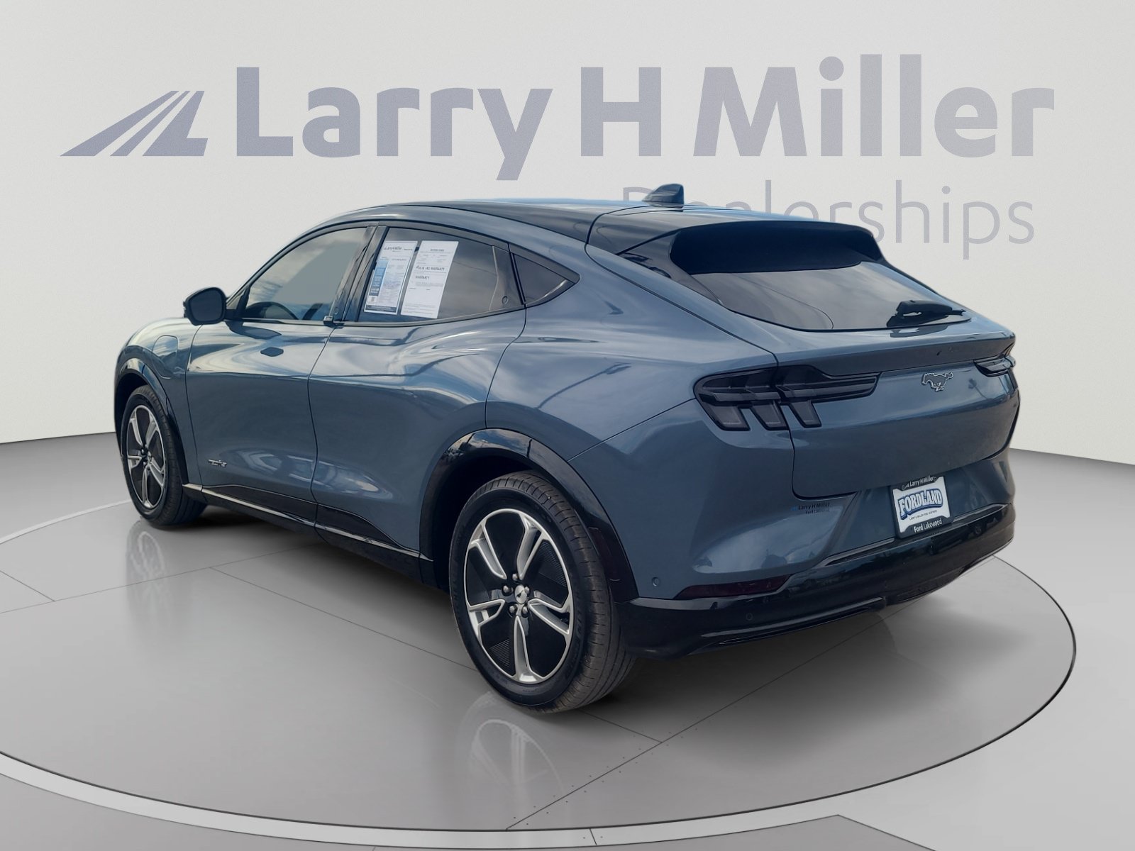 Used 2023 Ford Mustang Mach-E Premium RWD image 3