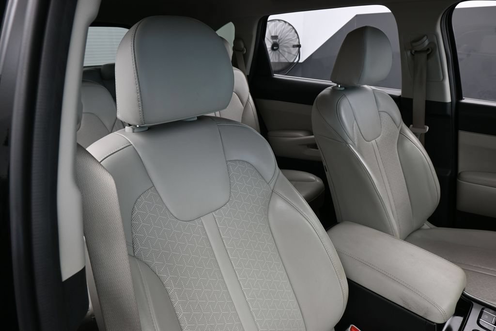 Used 2023 Kia Sorento EX FWD image 45