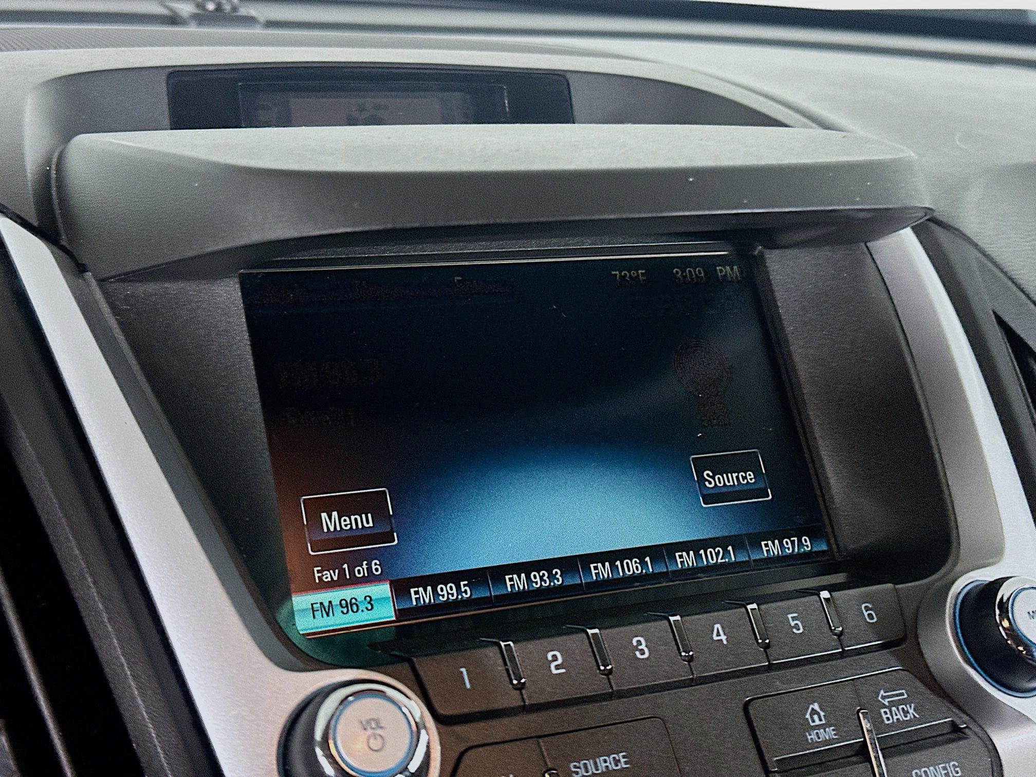 Used 2015 Chevrolet Equinox LT w/ Power Convenience Package image 18
