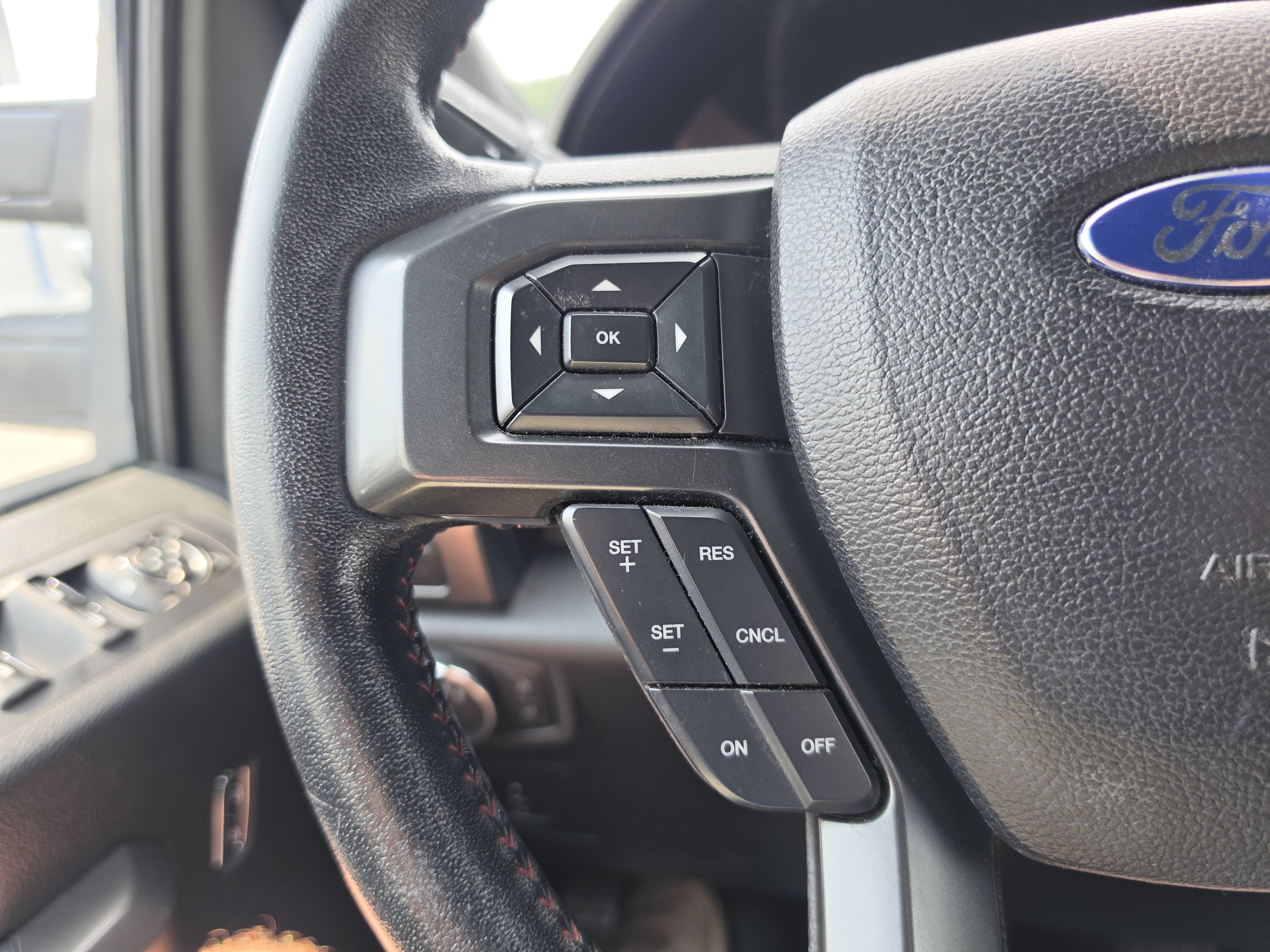 Used 2016 Ford F150 XLT w/ Equipment Group 302A Luxury AWD/4WD image 20
