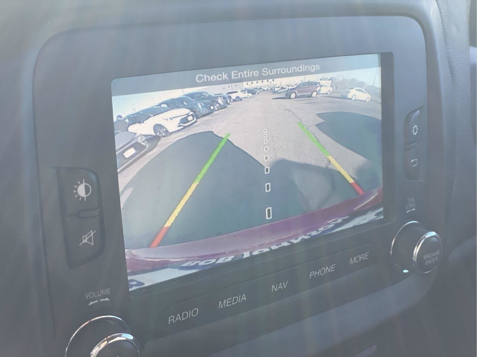 Used 2015 Jeep Renegade Limited AWD/4WD image 33