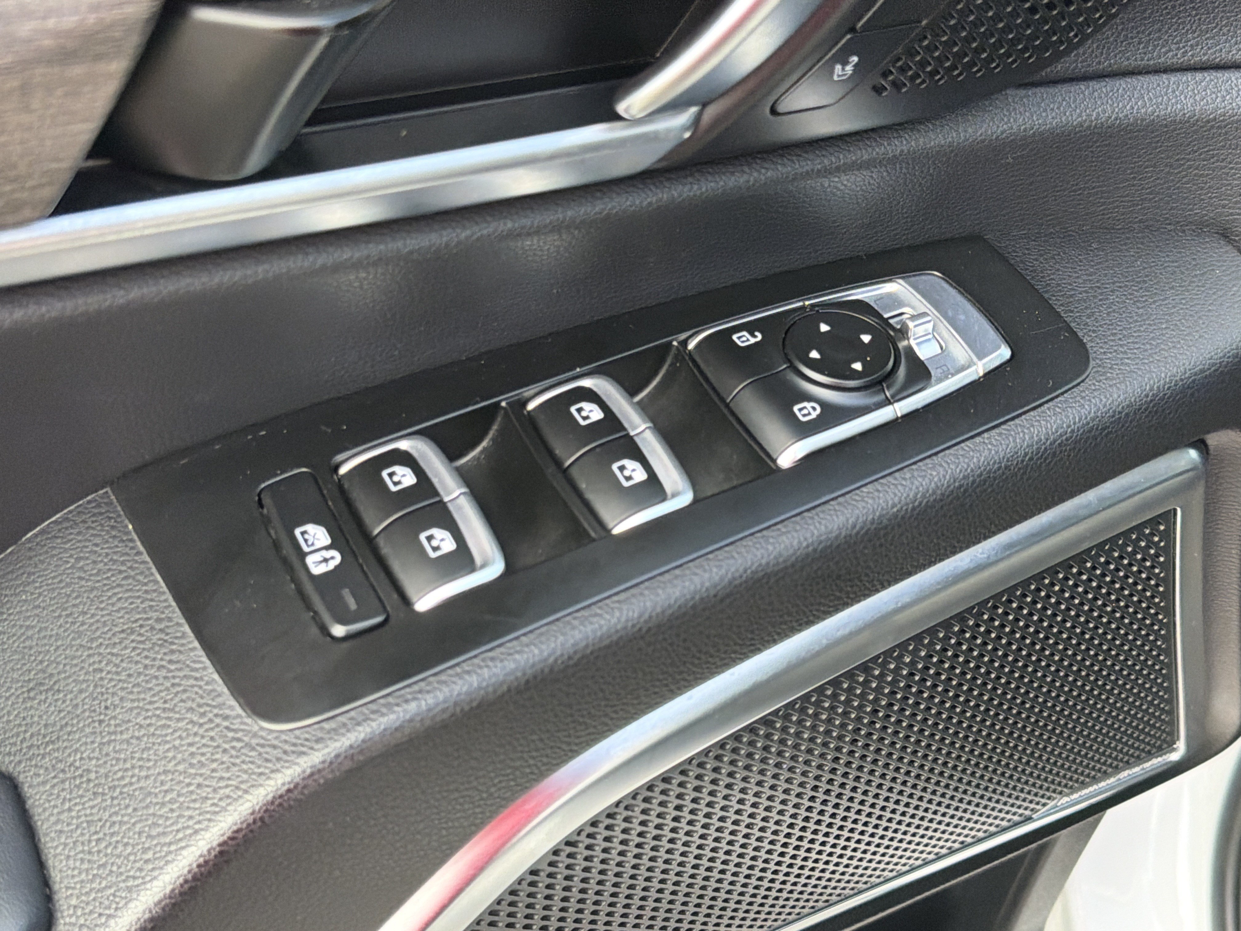 Used 2020 Kia Telluride SX w/ SX Prestige Package AWD/4WD image 11