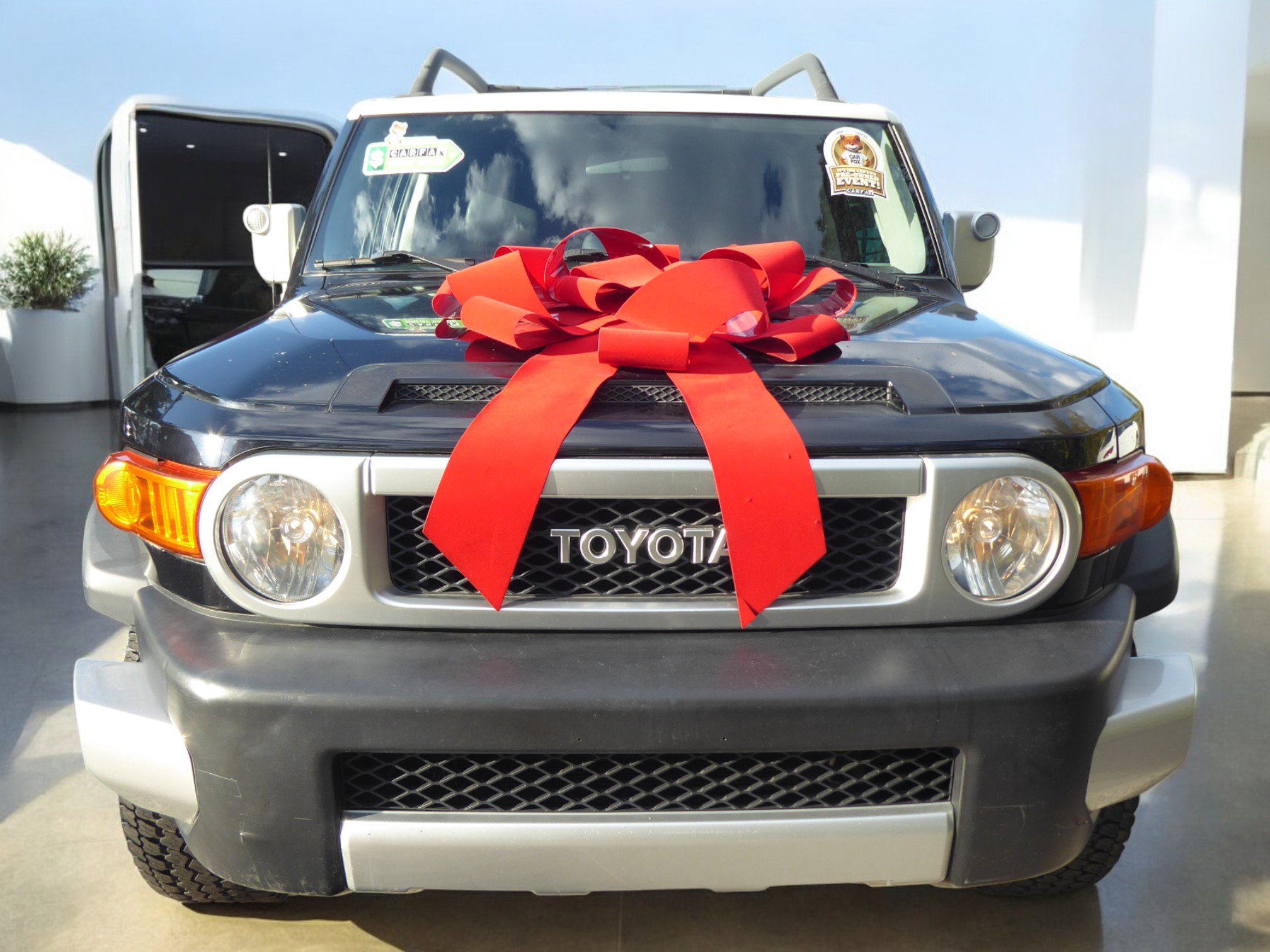 Used 2007 Toyota FJ Cruiser 4WD w/ Upgrade Pkg 2 image 4