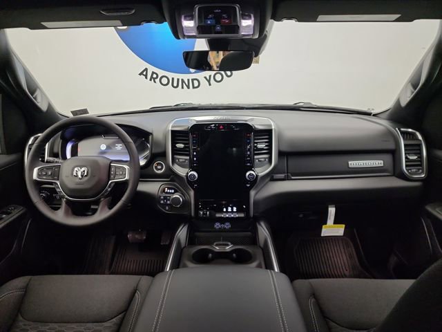 New 2026 RAM 1500 4x4 Crew Cab image 17