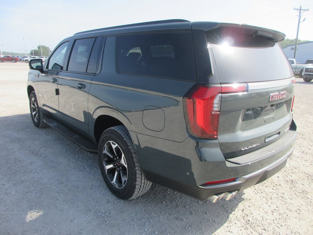 New 2026 GMC Yukon XL AT4 AWD/4WD image 6