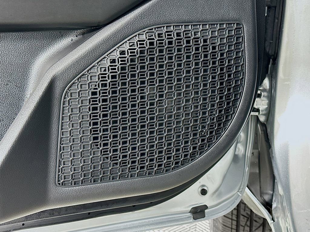 Certified 2025 Toyota Tacoma SR image 18