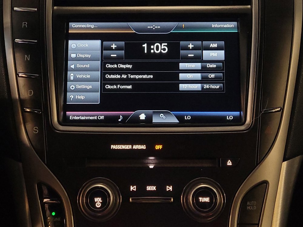 Used 2016 Lincoln MKX Premiere w/ Cargo Accessories Package FWD image 25