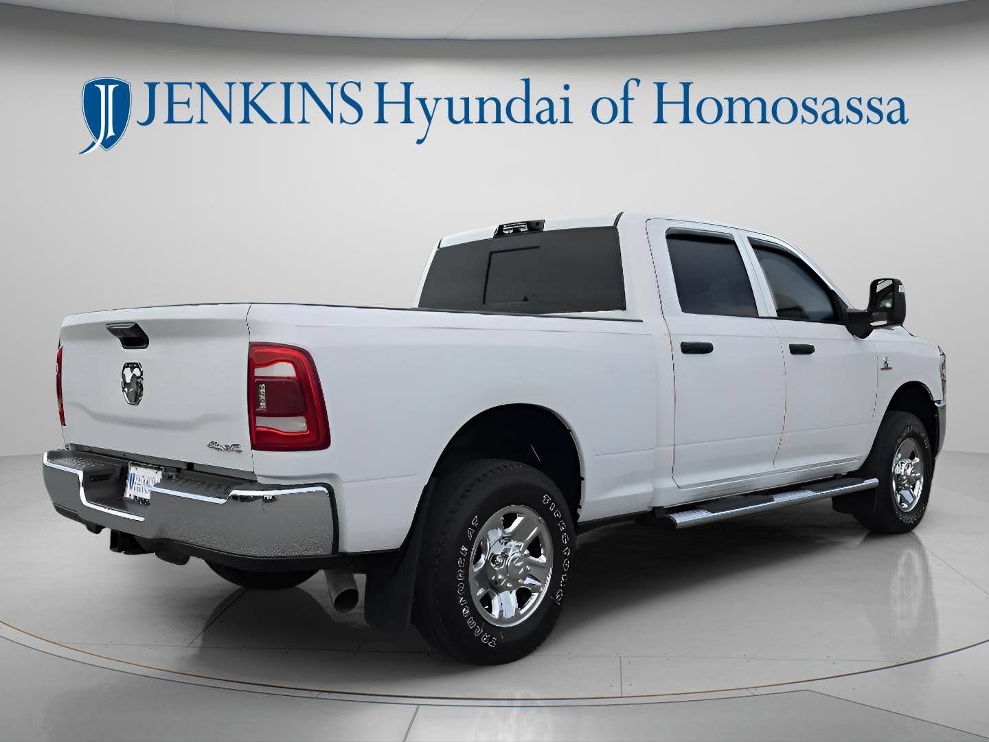 Used 2024 RAM 3500 Tradesman w/ Safety Group AWD/4WD image 4