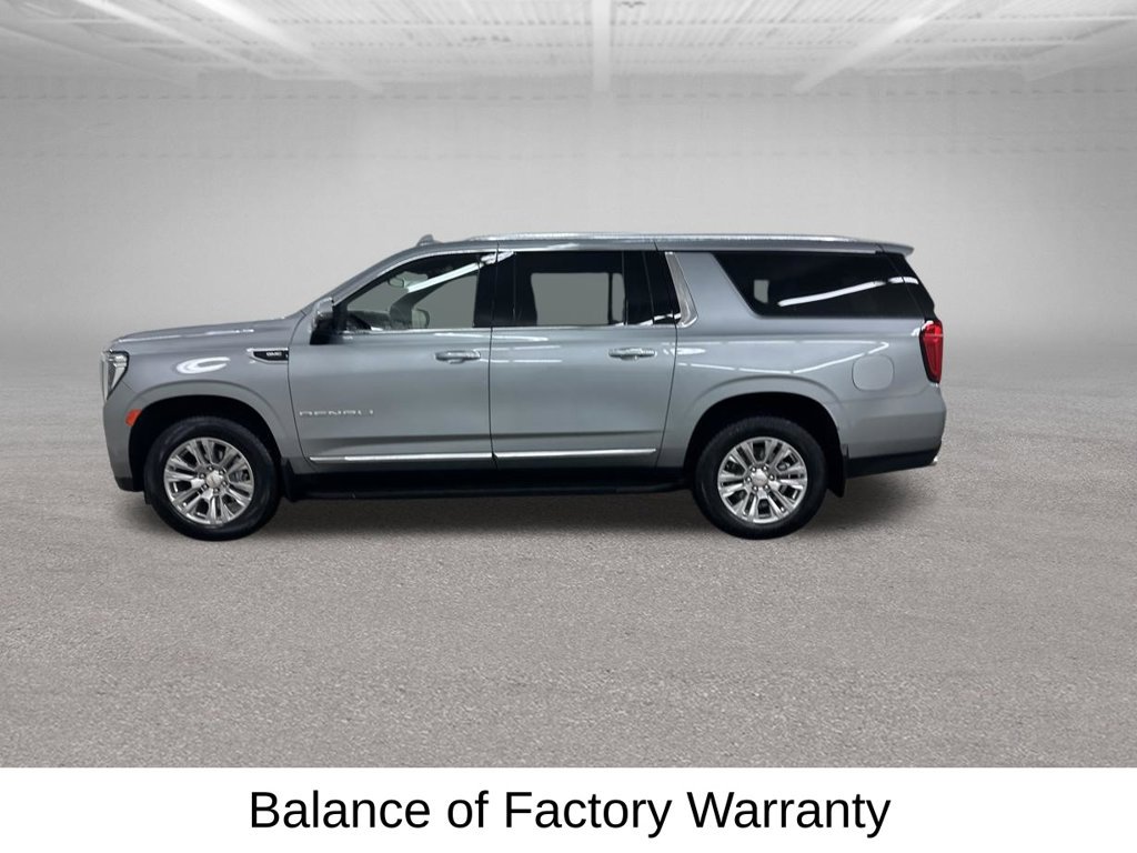 Used 2024 GMC Yukon XL Denali AWD/4WD image 8