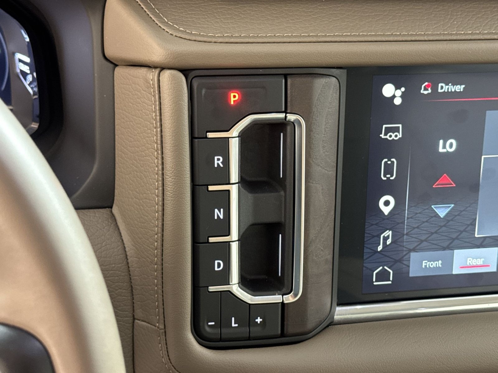 Used 2023 GMC Yukon Denali AWD/4WD image 22