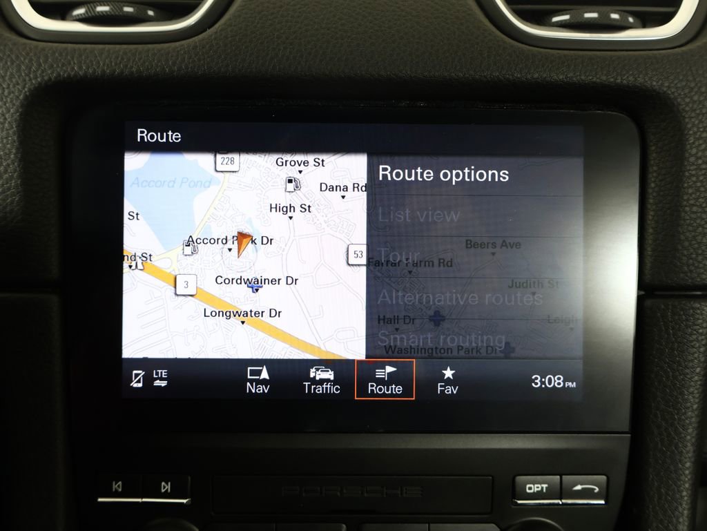 Certified 2025 Porsche 718 Cayman S RWD image 20