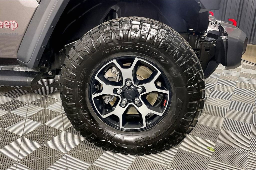 Used 2018 Jeep Wrangler Unlimited Rubicon AWD/4WD image 11