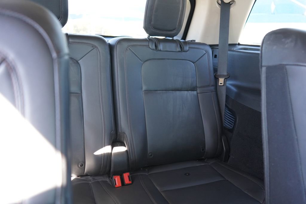 Used 2024 Lincoln Aviator Reserve image 23