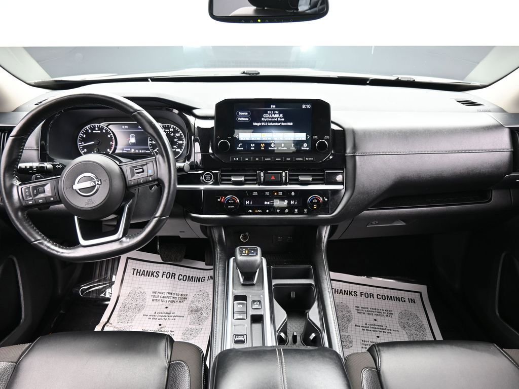 Used 2022 Nissan Pathfinder SL image 14
