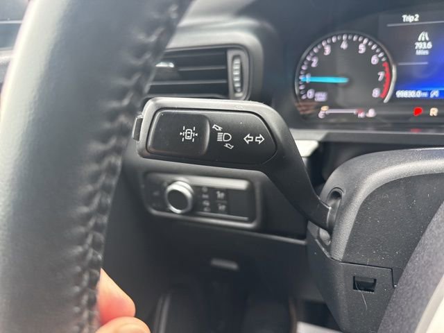 Used 2020 Ford Explorer XLT w/ Comfort Package image 18