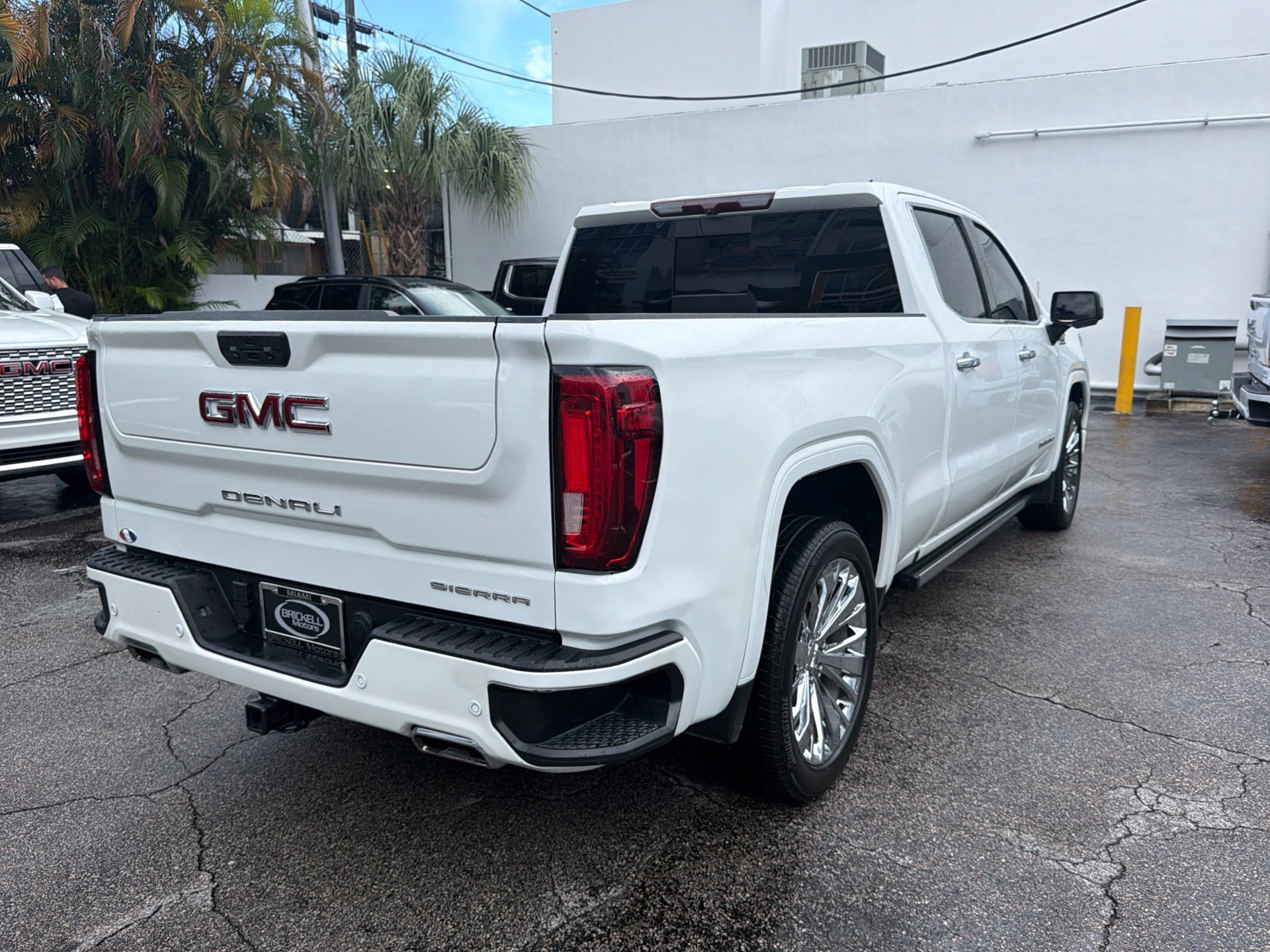 Used 2023 GMC Sierra 1500 Denali AWD/4WD image 5
