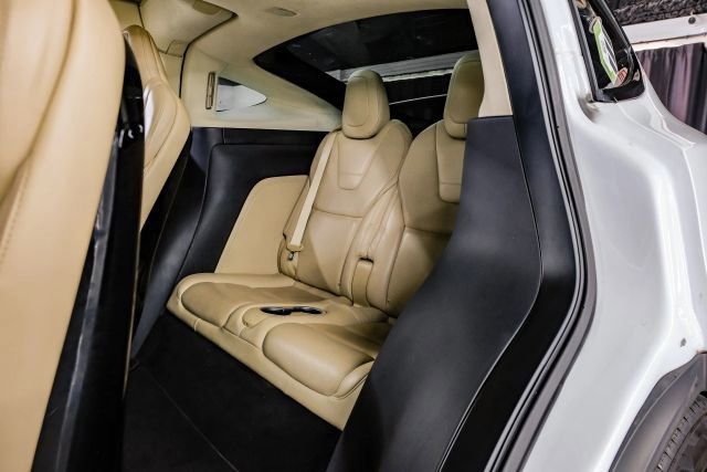 Used 2016 Tesla Model X Performance image 51