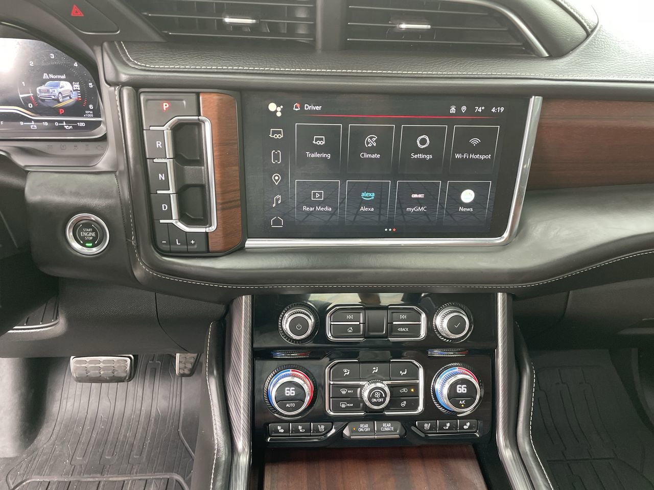 Used 2023 GMC Yukon Denali Ultimate w/ LPO, Floor Liner Package image 24