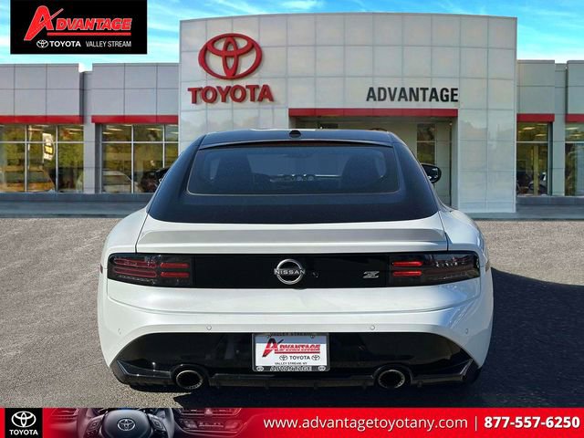 Used 2024 Nissan Z Performance w/ Floor Mat Package RWD image 10