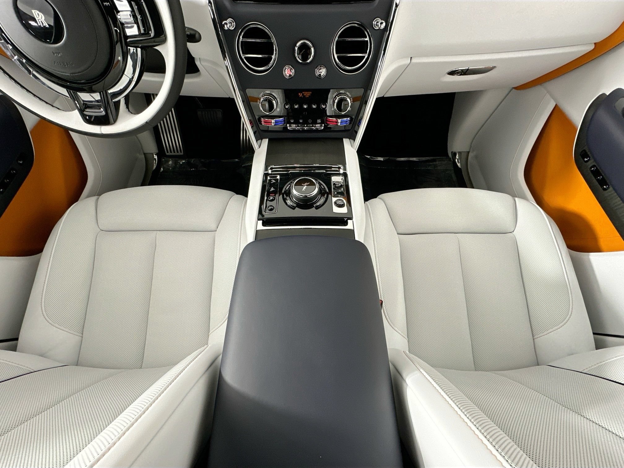 New 2027 Rolls-Royce Cullinan AWD/4WD image 22