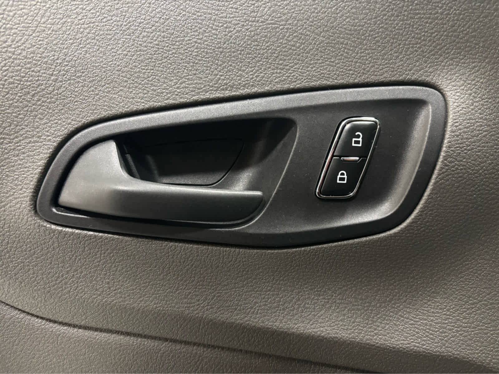 Used 2025 Ford Transit 350 XLT image 30