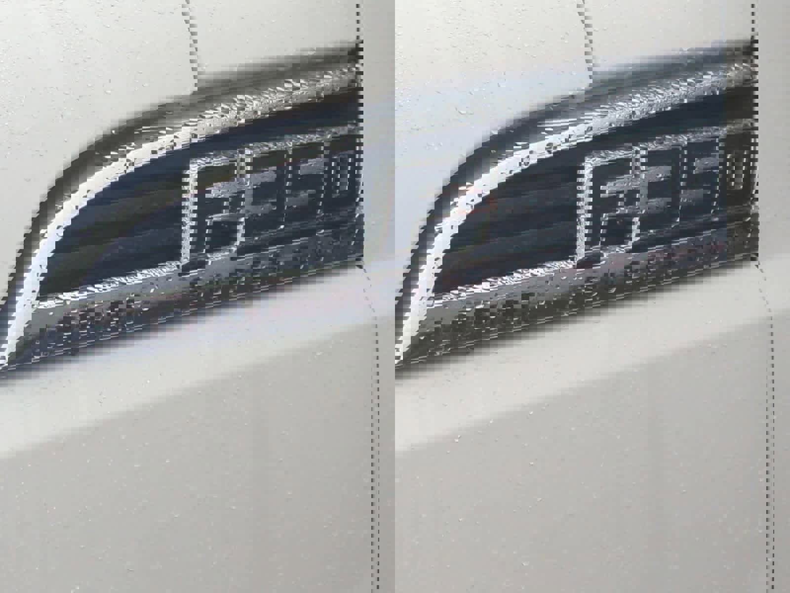 Used 2011 Ford F350 Lariat w/ Lariat Interior Pkg image 13