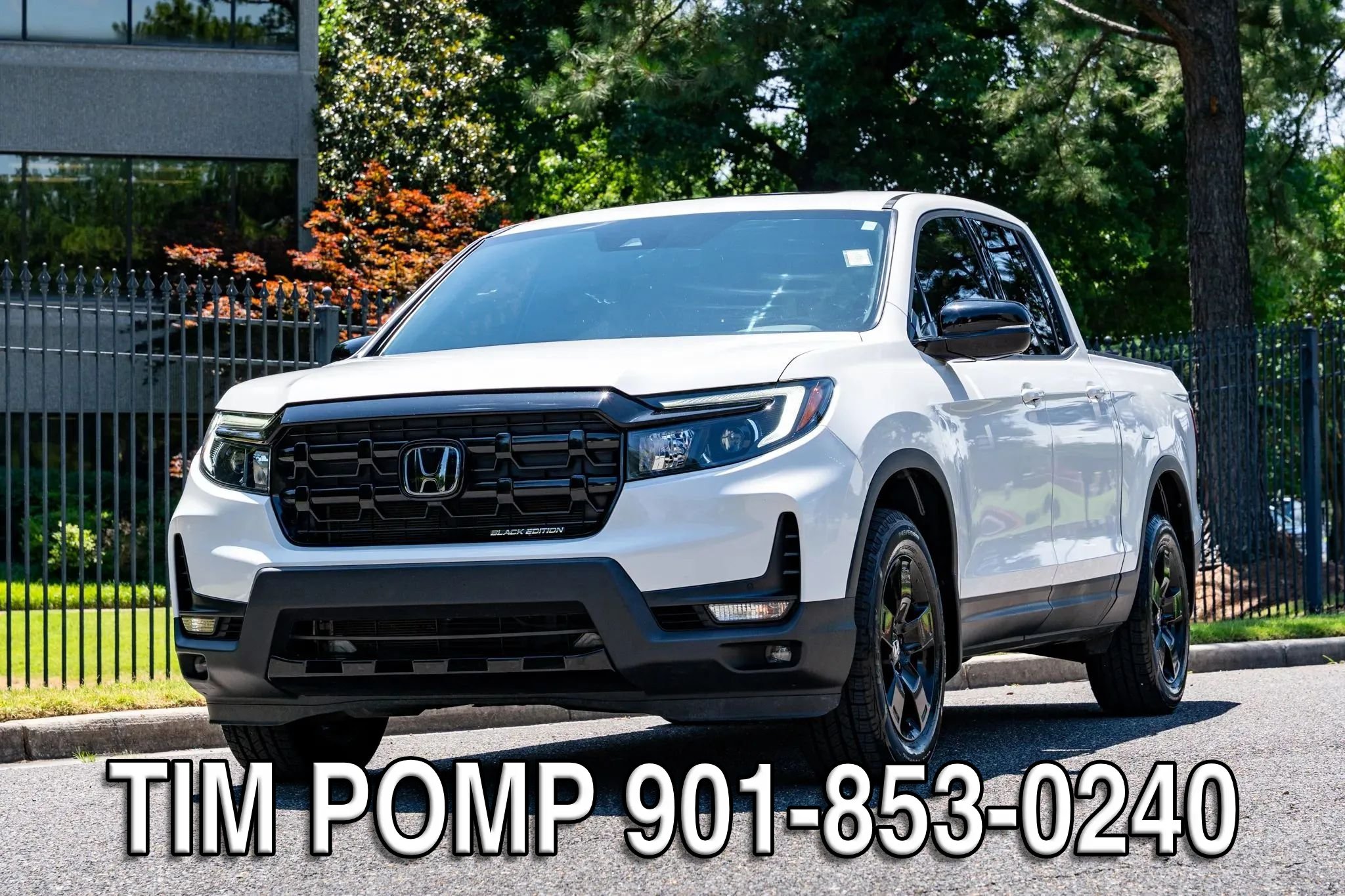 Used 2024 Honda Ridgeline Black Edition image 2